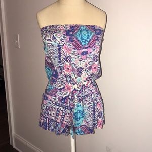 Strapless romper